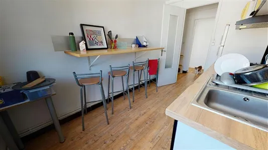 Rooms in Lyon - photo 7