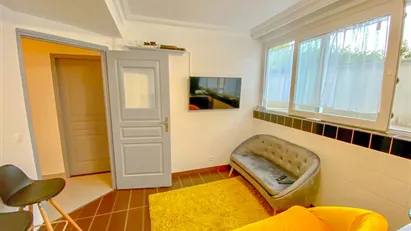 Room for rent in Le Raincy, Île-de-France