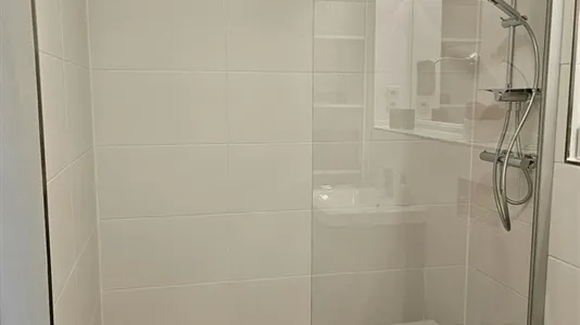 Houses in Dusseldorf - photo 9