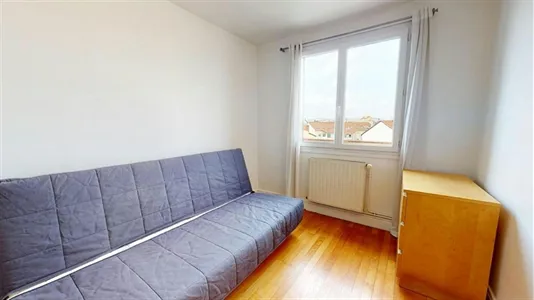 Apartments in Lyon - photo 5