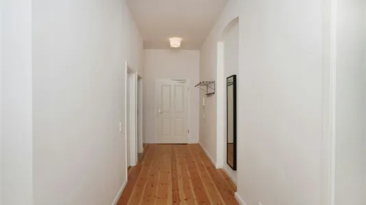 Rooms in Berlin Friedrichshain-Kreuzberg - photo 8