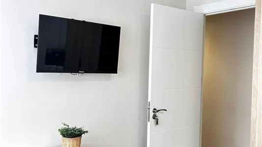 Rooms in Madrid Tetuán - photo 4