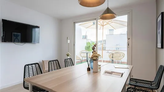 Rooms in Barcelona Ciutat Vella - photo 9