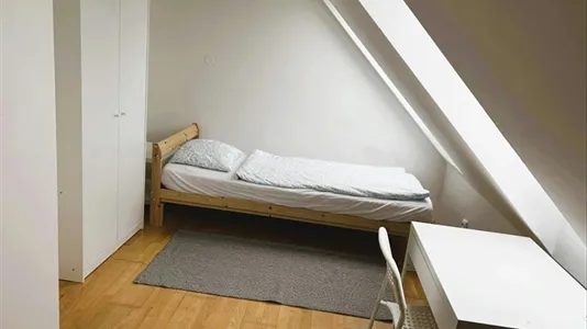 Rooms in Prague 5 - photo 1