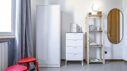 Room for rent in Roma Municipio XII – Monte Verde, Rome