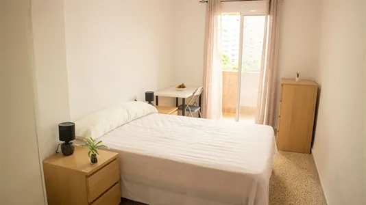 Rooms in Valencia Camins al Grau - photo 6
