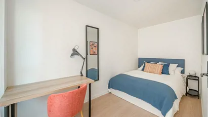 Room for rent in Cañada Real de la Galiana, Comunidad de Madrid