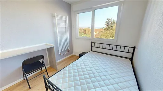 Rooms in Saint-Julien-en-Genevois - photo 2