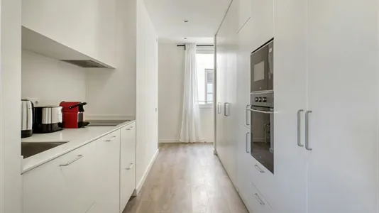 Apartments in Barcelona Eixample - photo 8