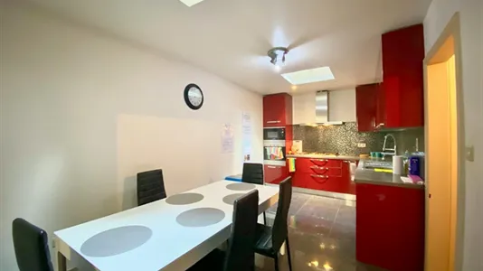 Rooms in Brussels Sint-Joost-ten-Node - photo 6