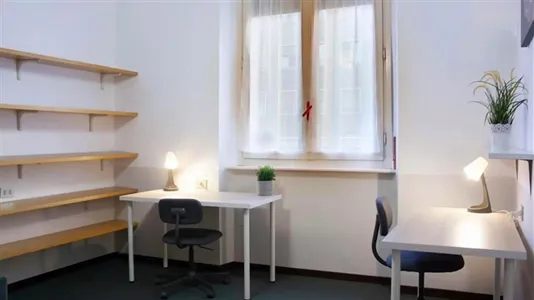 Rooms in Milano Zona 8 - Fiera, Gallaratese, Quarto Oggiaro - photo 2