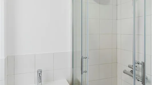 Rooms in Madrid Chamberí - photo 10