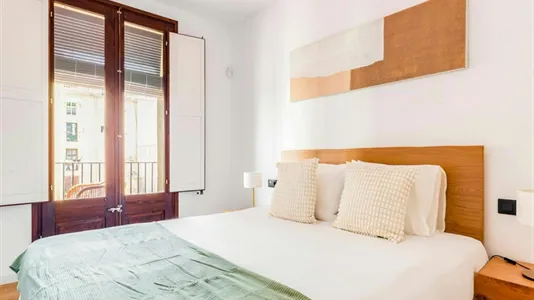 Apartments in Barcelona Ciutat Vella - photo 8