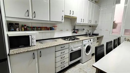 Rooms in Madrid Chamberí - photo 9