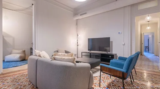 Apartments in Barcelona Eixample - photo 7