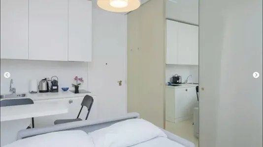 Apartments in Milano Zona 8 - Fiera, Gallaratese, Quarto Oggiaro - photo 1