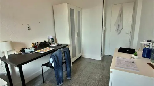 Rooms in Valencia Extramurs - photo 6