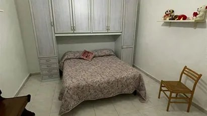 Room for rent in Napoli Municipalità 2, Naples