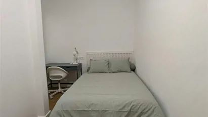 Room for rent in Cornellà de Llobregat, Cataluña