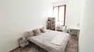 Room for rent, Milano Zona 8 - Fiera, Gallaratese, Quarto Oggiaro, Milan, Via Sapri