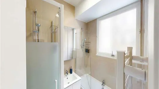 Rooms in Paris 15ème arrondissement - photo 7