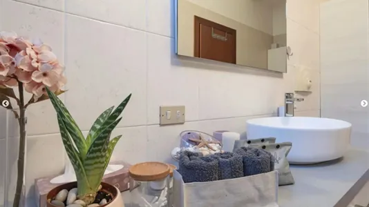 Apartments in Milano Zona 8 - Fiera, Gallaratese, Quarto Oggiaro - photo 4