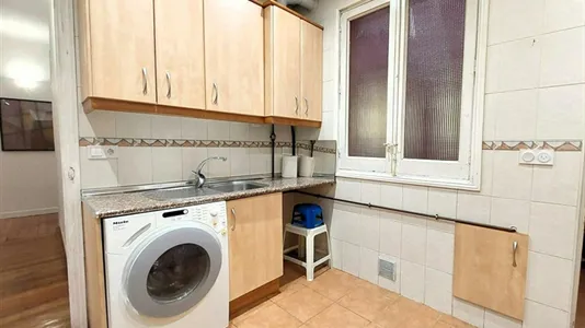 Rooms in Madrid Centro - photo 9