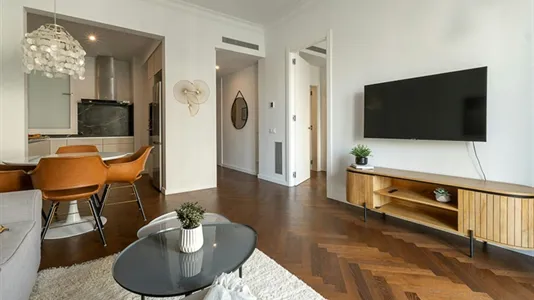 Apartments in Barcelona Eixample - photo 8