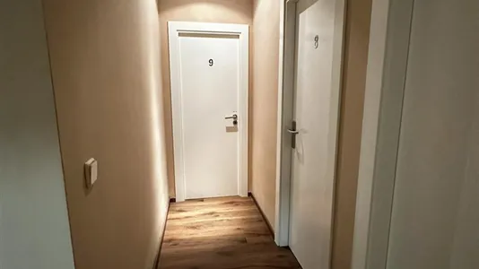 Rooms in Madrid Retiro - photo 8