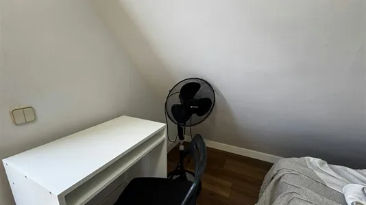 Rooms in Madrid Tetuán - photo 7