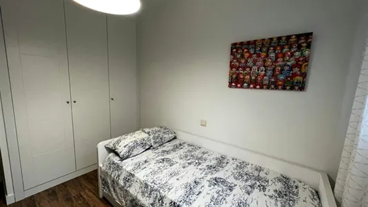 Rooms in Madrid Ciudad Lineal - photo 2