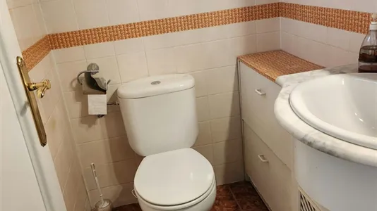 Rooms in Córdoba - photo 4