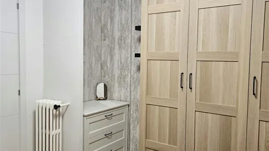 Rooms in Zaragoza - photo 4