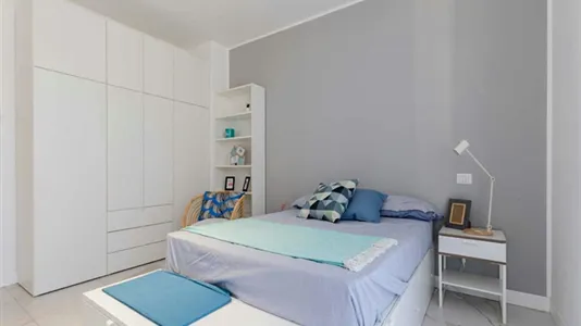 Rooms in Milano Zona 5 - Vigentino, Chiaravalle, Gratosoglio - photo 1