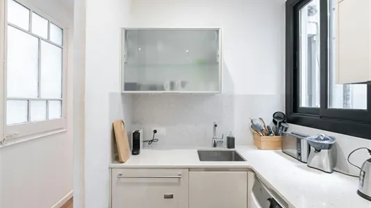 Apartments in Barcelona Eixample - photo 9