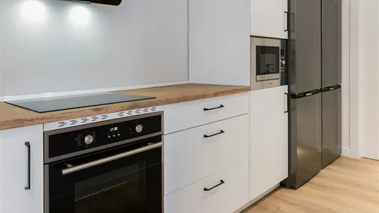 Rooms in Adaro - photo 8