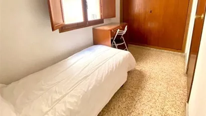 Room for rent in Castellón de la Plana/Castelló de la Plana, Comunidad Valenciana