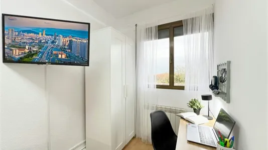 Rooms in Madrid Ciudad Lineal - photo 6