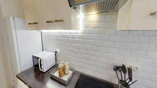 Rooms in Paris 19ème arrondissement - photo 10