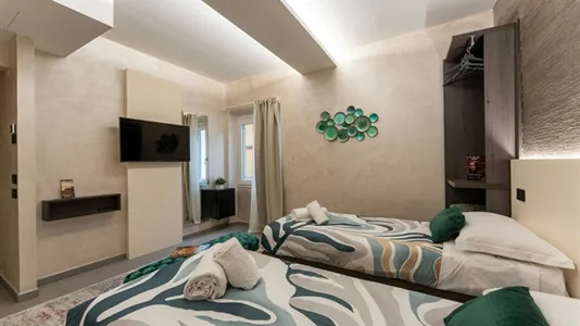 Rooms in Florence - photo 9