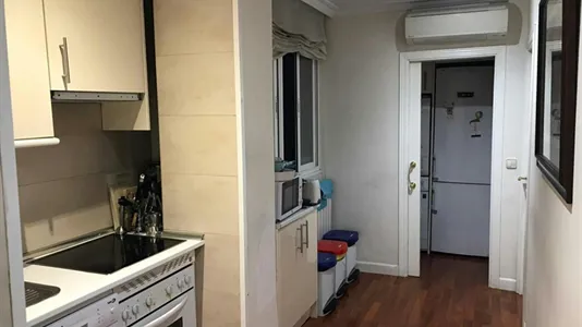 Rooms in Madrid Centro - photo 10