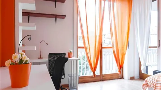Rooms in Milano Zona 4 - Vittoria, Forlanini - photo 1