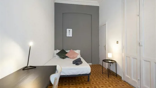 Rooms in Madrid Centro - photo 3