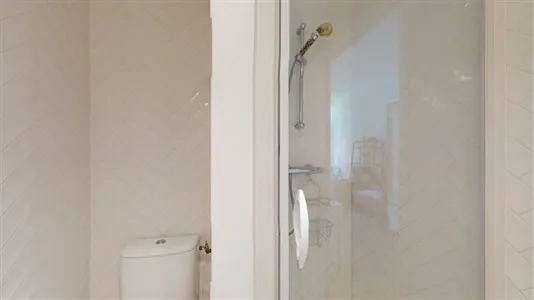 Rooms in Fontainebleau - photo 9