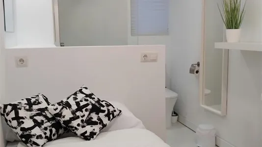 Rooms in Mislata - photo 4