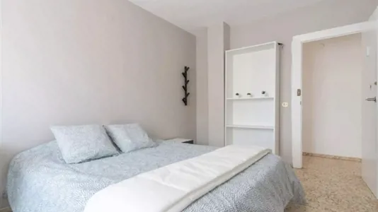 Rooms in Castellón de la Plana/Castelló de la Plana - photo 2