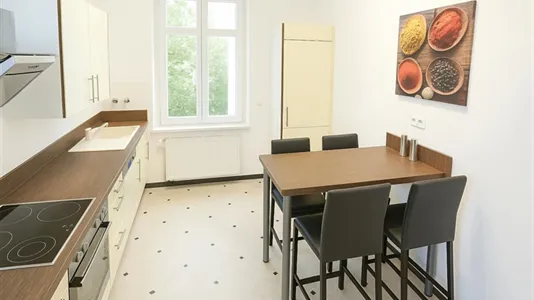 Rooms in Frankfurt Süd - photo 5