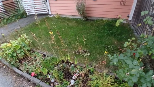 Houses in Södertälje - photo 10