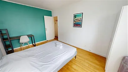 Room for rent in Dijon, Bourgogne-Franche-Comté
