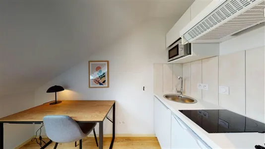 Rooms in Bobigny - photo 3